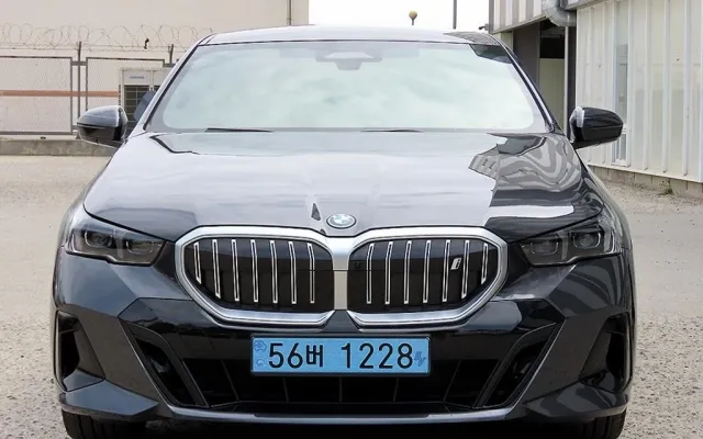 수원중형차 i5 eDrive 40 매물 사진 8 - 2024/04 67,421km